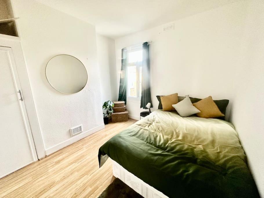 Cosy Two Bedroom Apartment,Se13 London Bagian luar foto