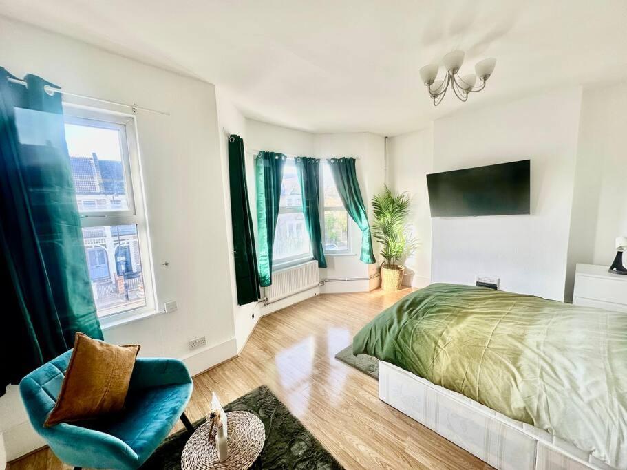 Cosy Two Bedroom Apartment,Se13 London Bagian luar foto